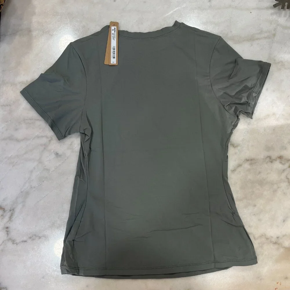 SKIMS Fits Everybody Short Sleeve T-Shirt, Gunmetal, Size Medium - NWT - Picture 6 of 9